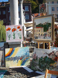 Картины, продающиеся на улице в Европе