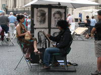 Художник пишет портрет в Риме